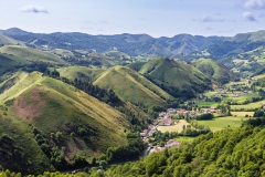 J3-552-eb-Pays-Basque_Vallee_Aldudes_lumiere_contraste_FU2A2980_2025-06-04